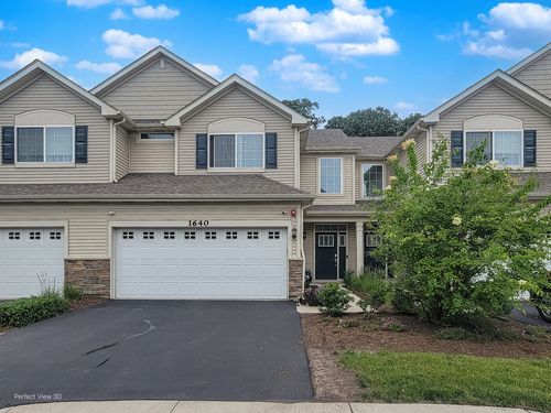 1640 Charlotte Dr, Geneva, IL, 60134 | Card Image