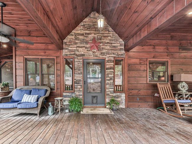 902 Laurel Creek Trl, Home with 3 bedrooms, 3 bathrooms and null parking in Cherry Log GA | Image 51
