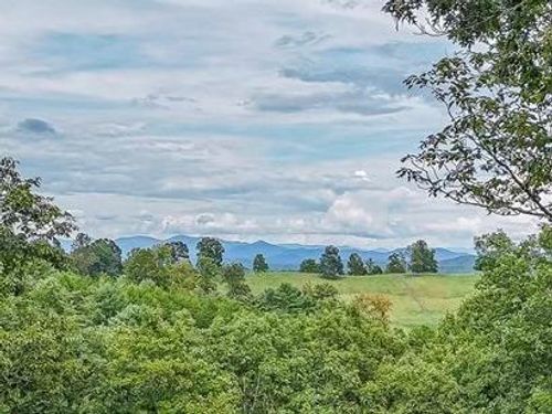 161 Smokey Hollow Dr, Murphy, NC, 28906-2440 | Card Image