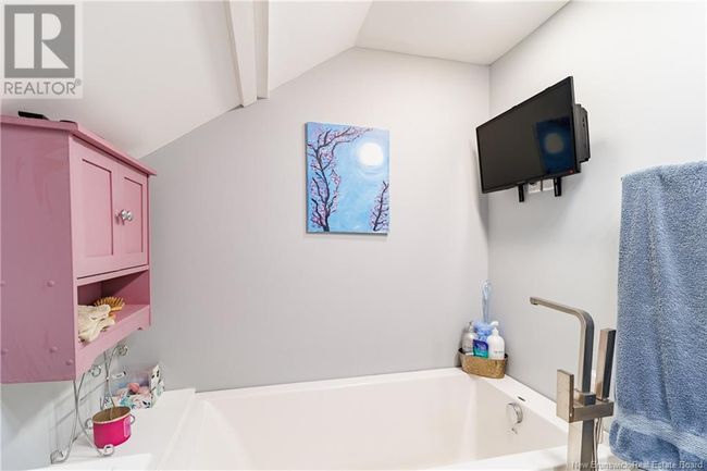 164 Yoho Lake Rd, House other with 4 bedrooms, 4 bathrooms and null parking in Yoho NB | Image 30
