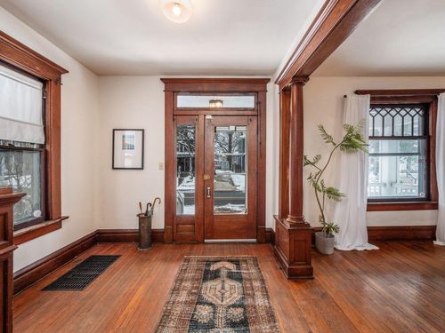 2399 Indianola Ave, Columbus, OH, 43202-3012 | Card Image