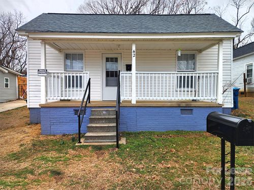 42 Cedar St, Salisbury, NC, 28144-4601 | Card Image