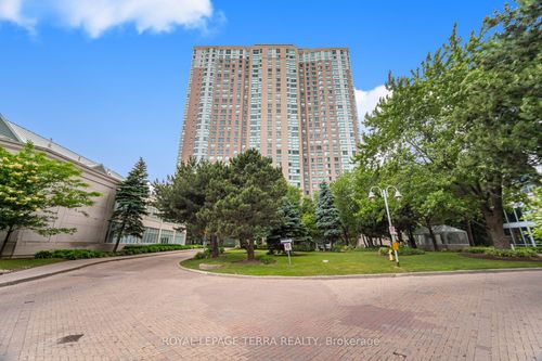 833-68 Corporate Dr, Scarborough, ON, M1H3H3 | Card Image