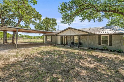 558 Copperhead, Mineral Wells, TX, 76067-3221 | Card Image