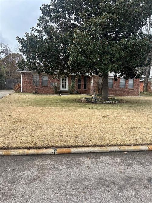 617 S Saint Paul Ave, Midwest City, OK, 73130-4513 | Card Image