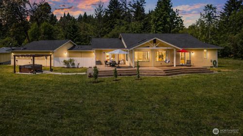 1327 196th Ave Nw, Lakebay, WA, 98349-8241 | Card Image