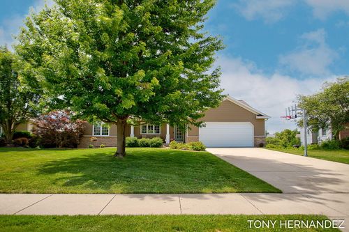 6099 Sheldon Oak Dr, Hudsonville, MI, 49426-7914 | Card Image