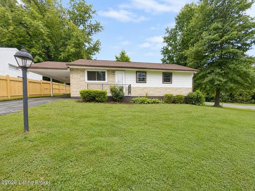 1740 Cherry Ln, Shelbyville, KY, 40065-1742 | Card Image