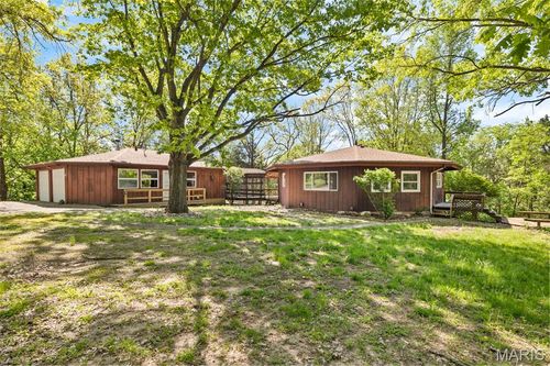 60 My Ln, Hillsboro, IL, 62049-4200 | Card Image