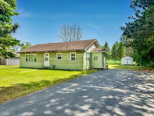 W5883 Muskellunge Lake Rd, Tomahawk, WI, 54487-2412 | Card Image
