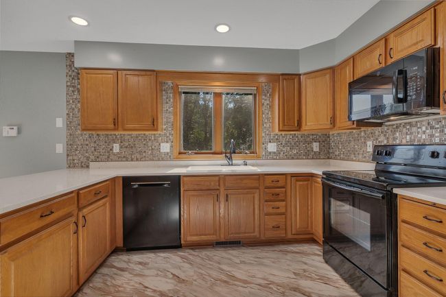 543 6 Th St, House other with 4 bedrooms, 4 bathrooms and null parking in Buffalo Lake MN | Image 4