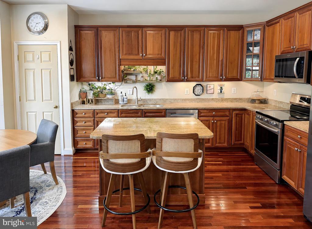 Residential in CALIFORNIA 5