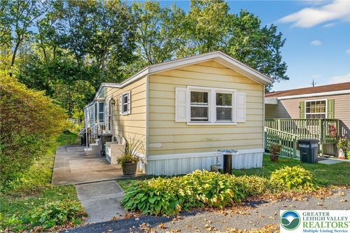 4-8220 Airport Rd, NORTHAMPTON, PA, 18067 | Card Image