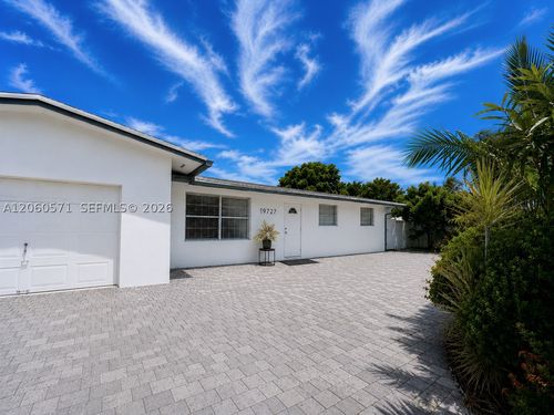 19727 Sw 118th Pl, Miami, FL, 33177-4443 | Card Image