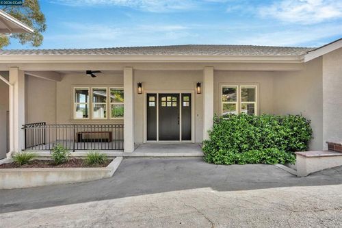 1100 Dunsyre Dr, Lafayette, CA, 94549-3218 | Card Image