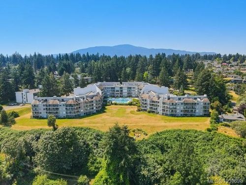 611-2562 Departure Bay Rd, Nanaimo, BC, V9S5P1 | Card Image