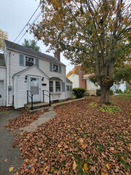 41 Clarendon Ave, West Hartford, CT, 06110-1208 | Card Image