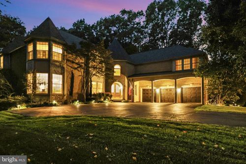 6507 Burke Woods Dr, BURKE, VA, 22015-3921 | Card Image