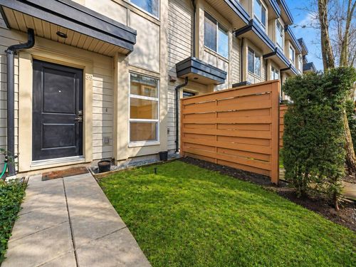 39-19477 72a Ave, Surrey, BC, V4N6M2 | Card Image