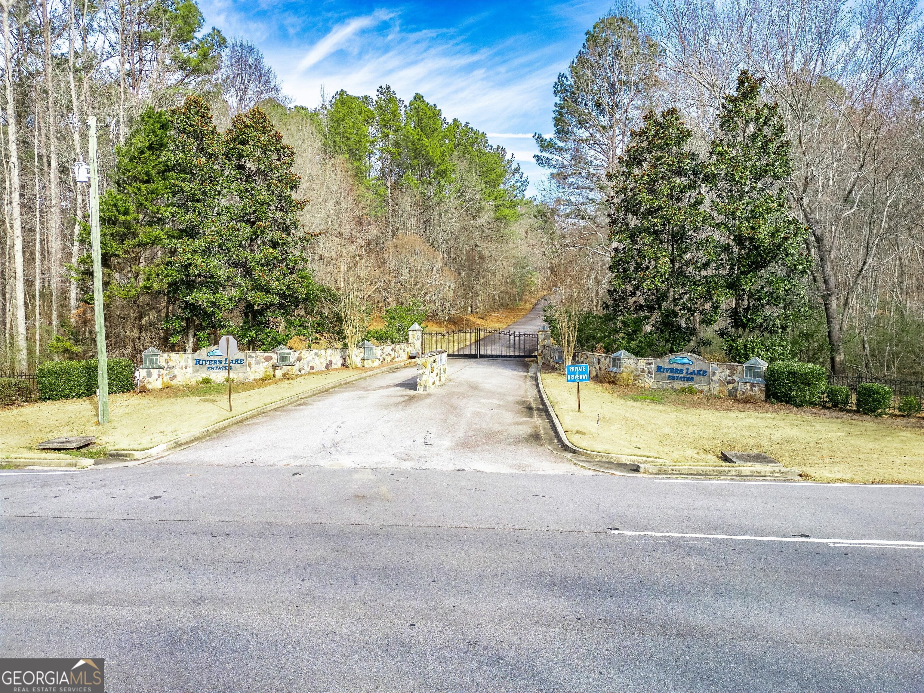 Land in Fayetteville