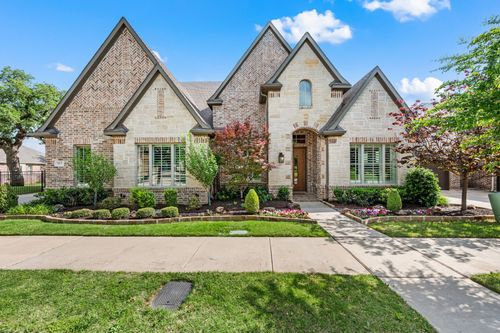 917 Winding Ridge Trl, Southlake, TX, 76092-1415 | Card Image