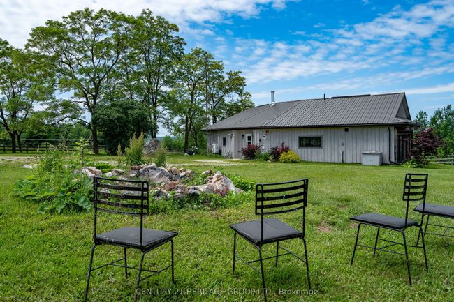 065072 Sideroad 4, House other with 4 bedrooms, 4 bathrooms and 20 parking in Meaford ON | Image 12