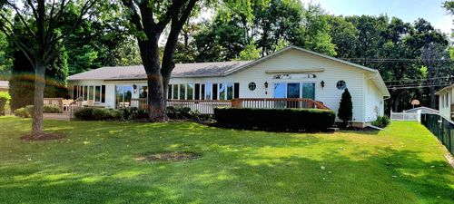 1900 River Terrace Dr, Johnsburg, IL, 60051-7526 | Card Image