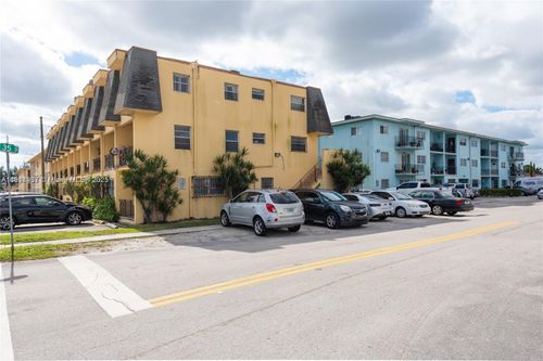 1207-3494 E 4th Ave, Hialeah, FL, 33013-3053 | Card Image