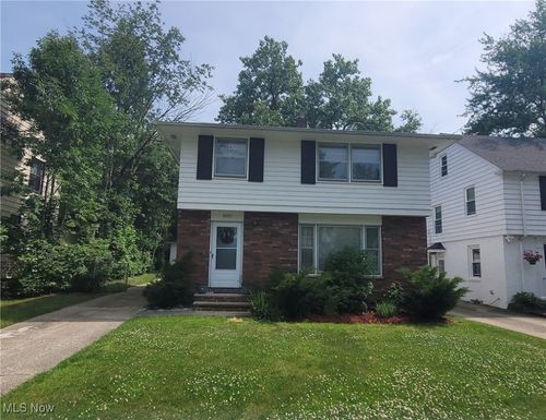 4488 Mackall Rd, South Euclid, OH, 44121-4238 | Card Image
