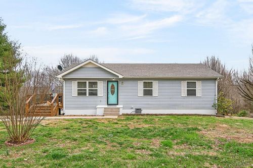 134 Rocky Ln, Livingston, TN, 38570-6198 | Card Image