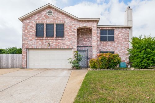628 King St, Cedar Hill, TX, 75104-8116 | Card Image