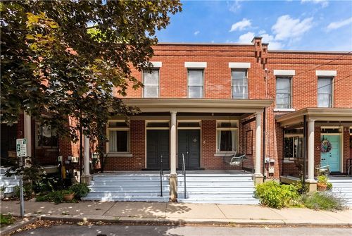 4 Clarendon Pl, Friendship Park, PA, 15206 | Card Image