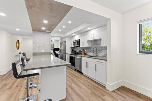 apt-204c-4491 Crystal Lake Dr, Deerfield Beach, FL, 33064-1265 | Card Image