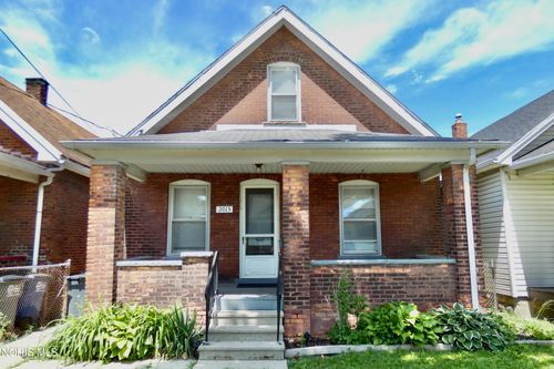 2013 Caledonia St, Toledo, OH, 43605-1211 | Card Image