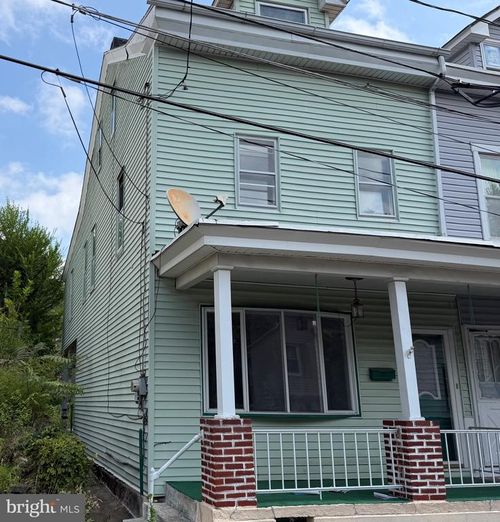 202 N 9th Street, POTTSVILLE, PA, 17901 | Card Image