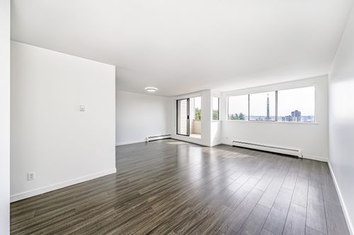 302-225 Sixth St, New Westminster, BC, V3L3A5 | Card Image