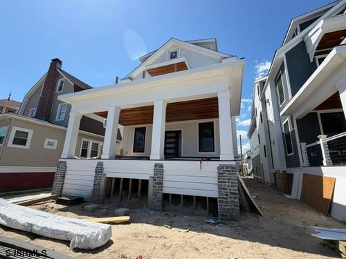 a-622 Atlantic Ave, Ocean City, NJ, 08226-3845 | Card Image