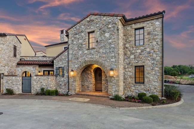 9 Catalonia Dr, House other with 3 bedrooms, 4 bathrooms and null parking in Westlake TX | Image 4
