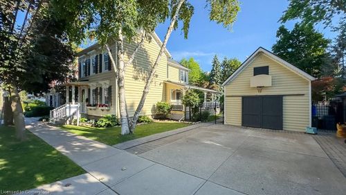 12 Park St E, Dundas, ON, L9H1C7 | Card Image