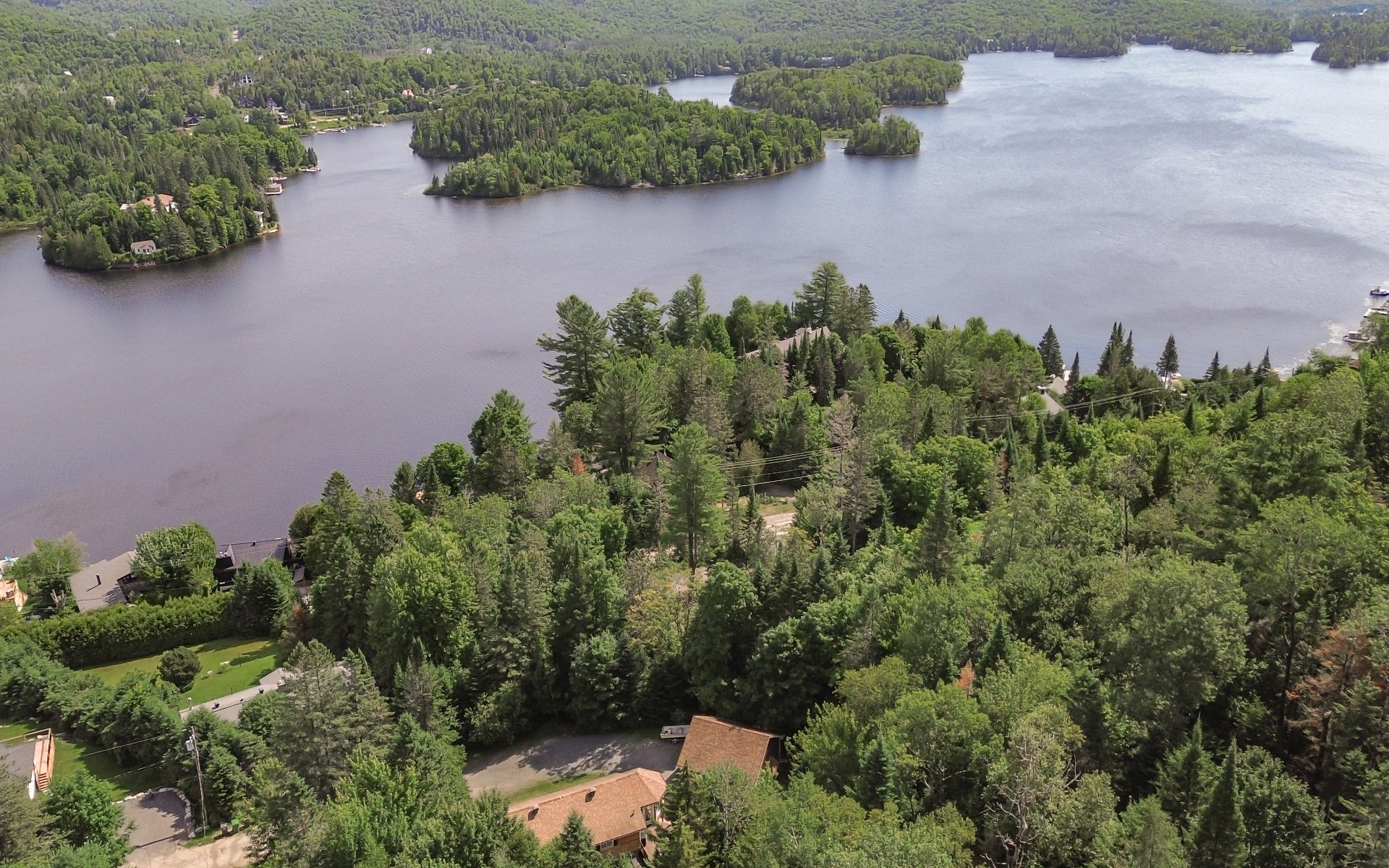 Residential in Saint-Adolphe-d'Howard 5