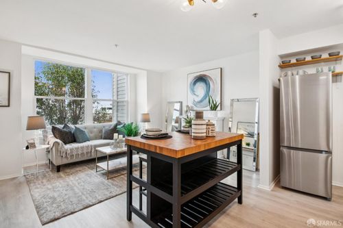 209-8100 Oceanview Ter, San Francisco, CA, 94132-3276 | Card Image