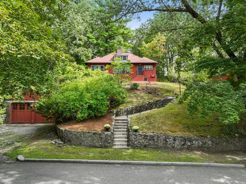 154 Beaumont Ave, Newton, MA, 02460-2330 | Card Image