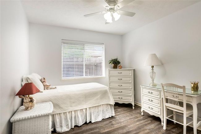 Fourth bedroom | Image 30