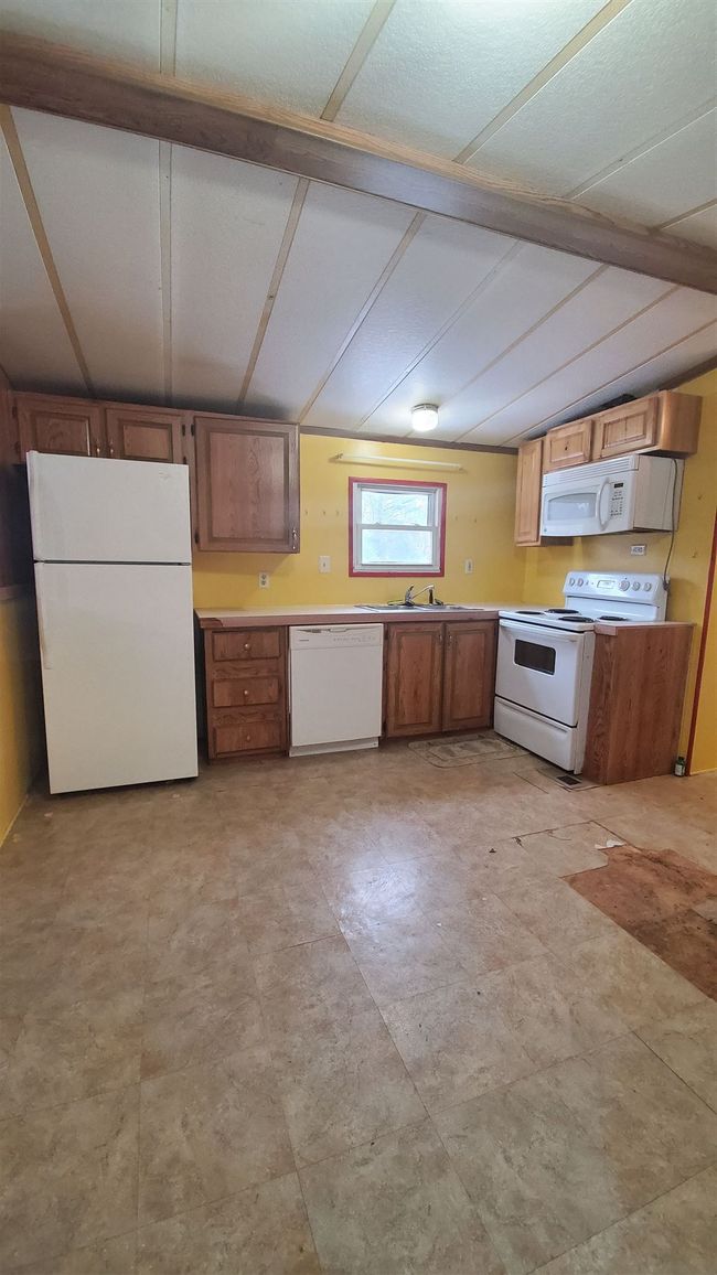 183 Scenic, Sold in Jaffrey Zoocasa