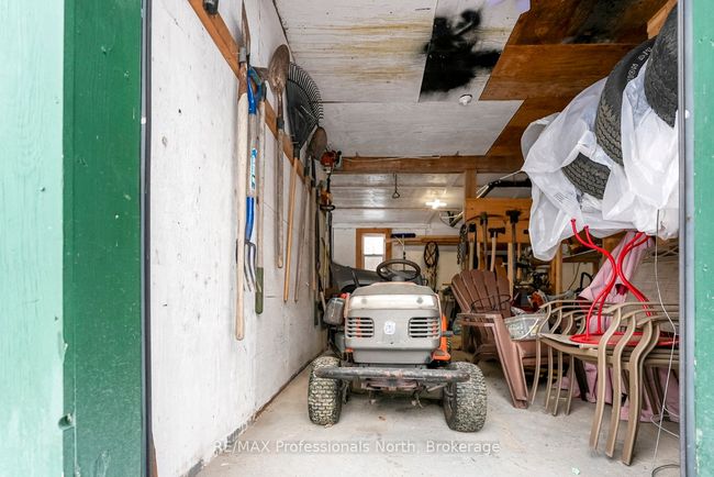 1015 Calbrett Rd, House other with 1 bedrooms, 1 bathrooms and 5 parking in Haliburton ON | Image 35