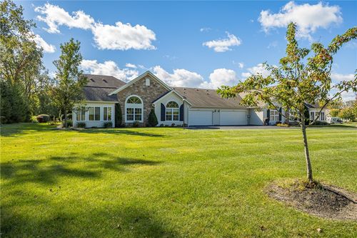 238 Maryview Dr, Webster, NY, 14580-8849 | Card Image