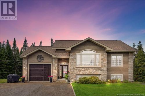 466 Rte 17, Saint-Léonard, NB, E7E2L7 | Card Image