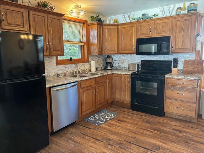 13763 Lake Shore Lane, House other with 2 bedrooms, 1 bathrooms and null parking in Mountain WI | Image 5