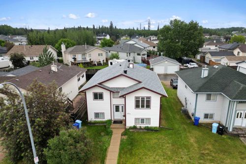 154 Wolff Way, Fort Mcmurray, AB, T9H5G9 | Card Image