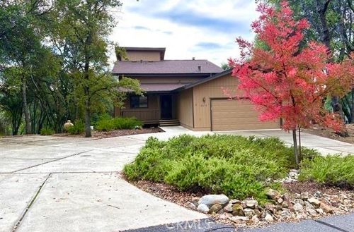 12679 Cresthaven Dr, Groveland, CA, 95321-9520 | Card Image